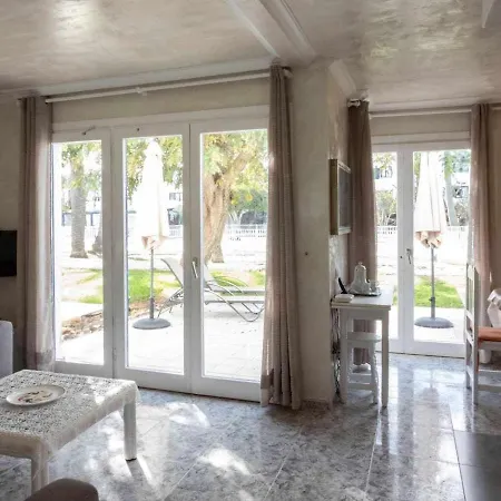 Διαμέρισμα Apartamento Los Barqueros Laura *